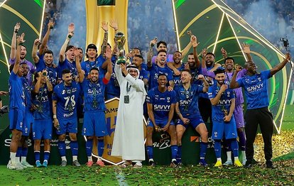 Al-Hilal şampiyon oldu! Yusuf Akçiçek Suudi Arabistan'da ilk kupasını kazandı